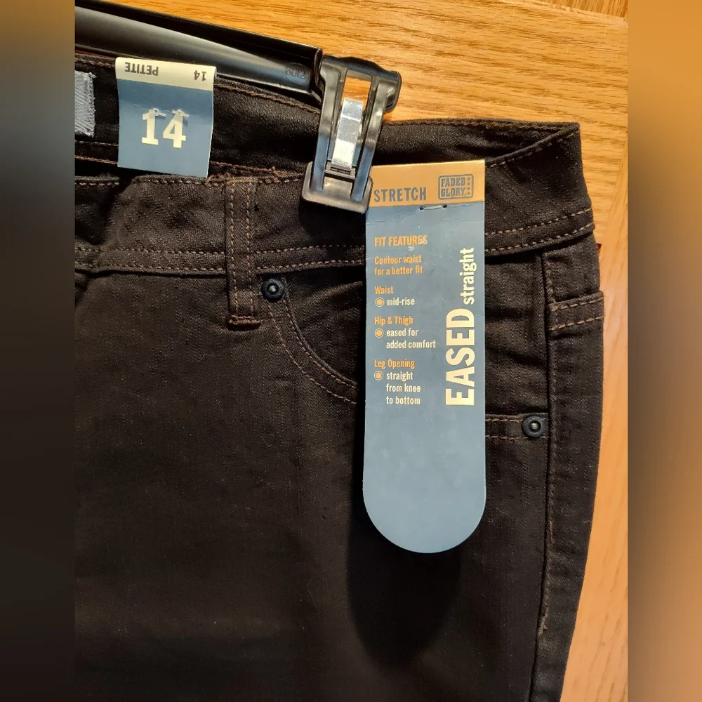 NWT Womens Faded Glory Black Jeans, 14 Petite, Straight Leg Eased - Picture 2 of 7